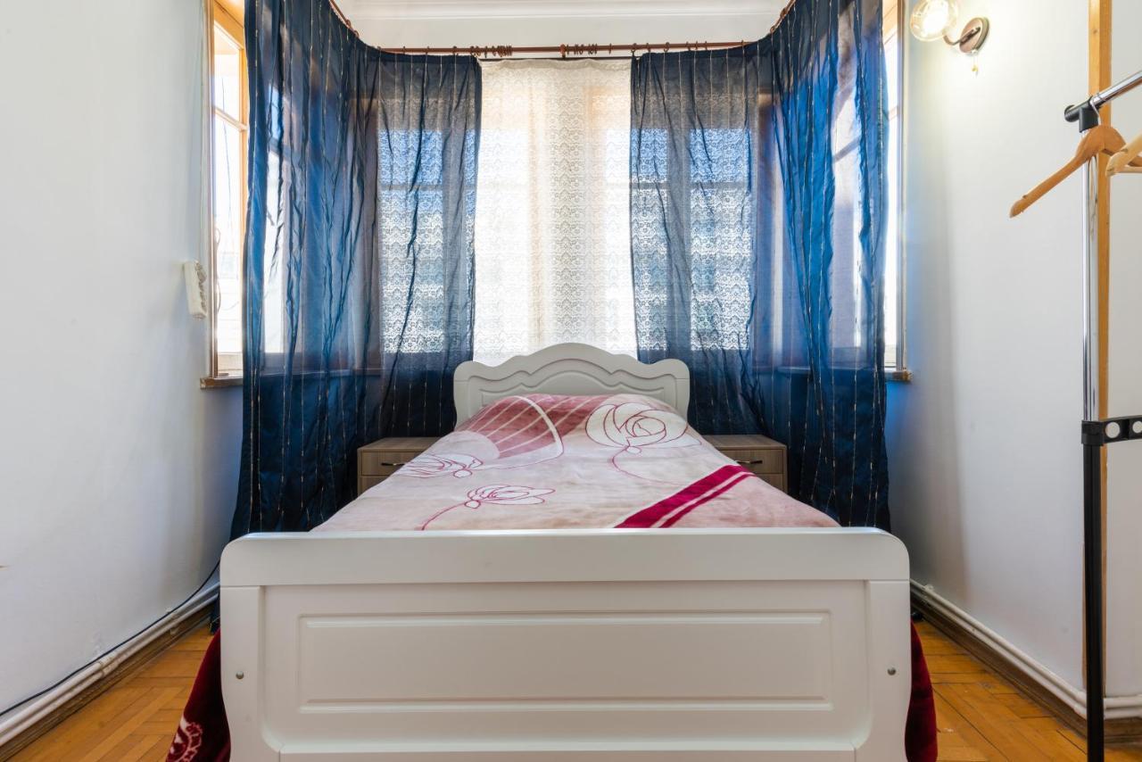 Center 4 You Hotel Tbilisi Ngoại thất bức ảnh