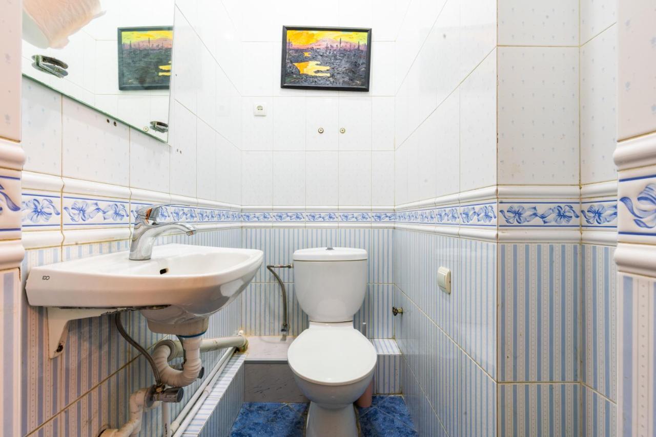 Center 4 You Hotel Tbilisi Ngoại thất bức ảnh
